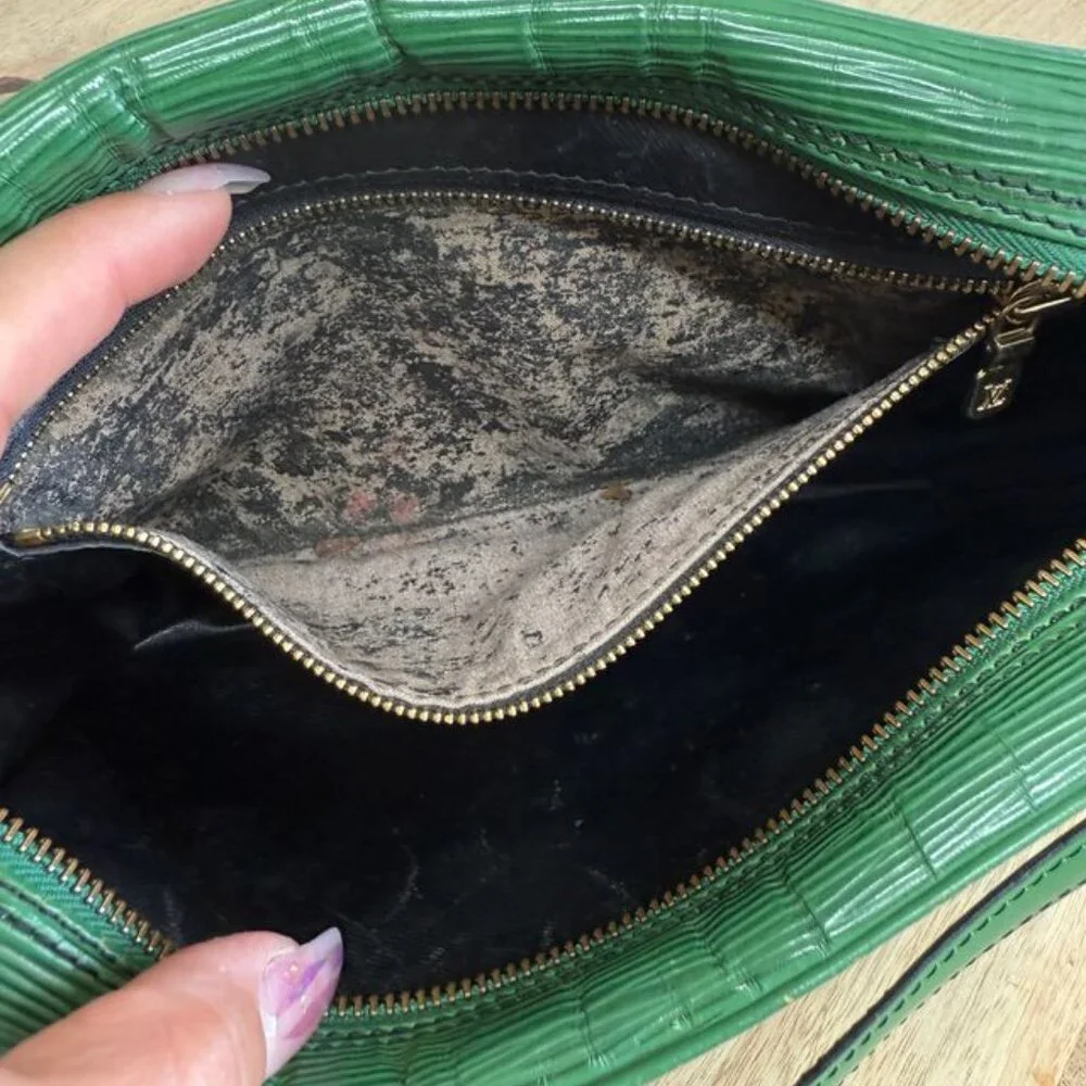 Louis Vuitton Green Epi Crossbody Bag - Picture 7 of 10